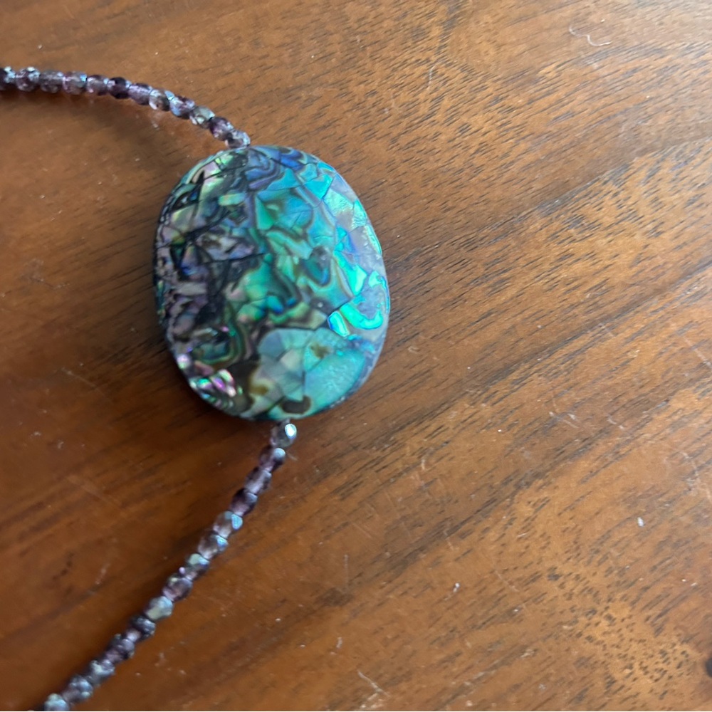 Vintage artisan-made beaded necklace oval abalone pendant - Picture 4 of 6